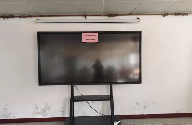 匯玨科技集團(tuán)愛心援助鄔橋敬老院,用關(guān)懷點亮老人生活