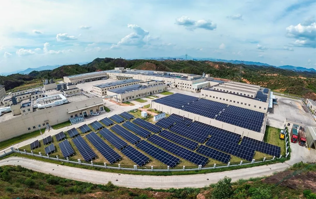  天要塌了？光伏再遇重擊，2026年究竟走向何方 